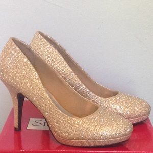 Like new sparkly gold heels